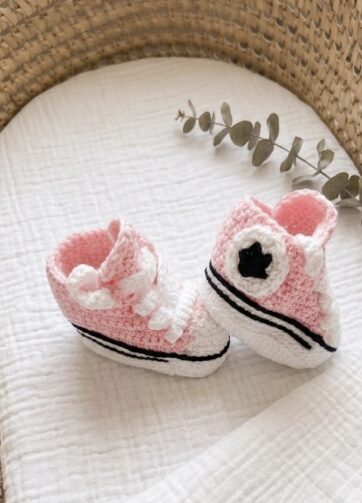 Patucos estilo Converse Rosa & Negro.