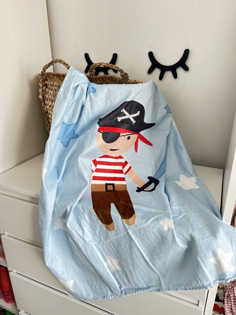 Arrullo terciopelo Pirata personalizado - Imagen 2
