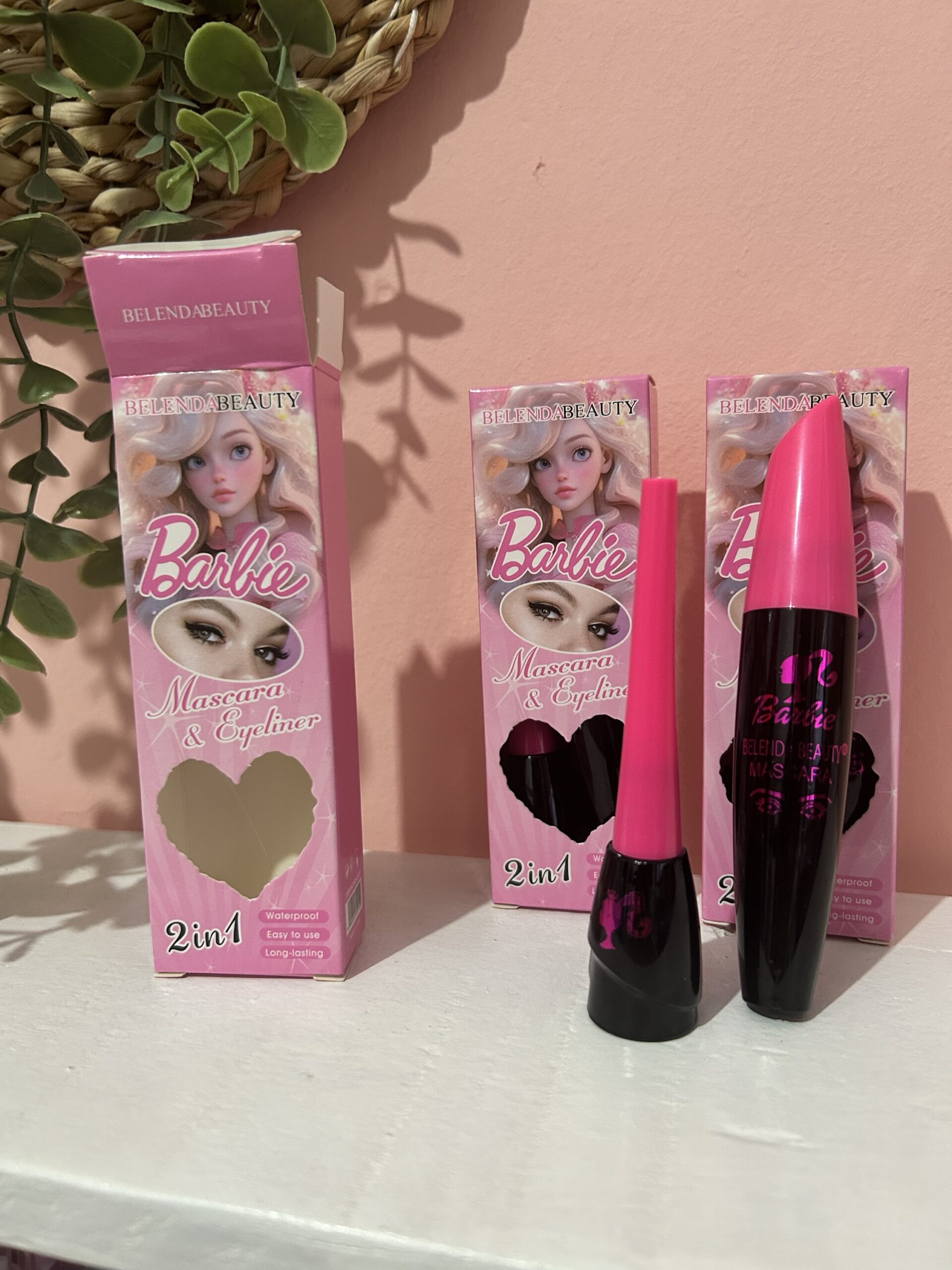 Pack máscara de pestañas y eyeliner Barbie
