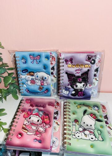 Mini libreta con separadores Sanrio