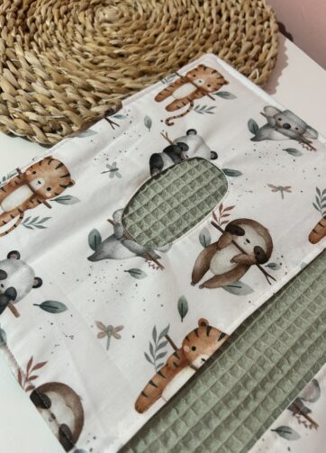 Portatoallitas y Pañales Jungly