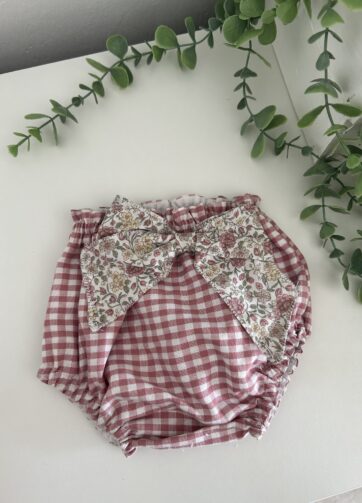 Braguita cubre pañal Florear